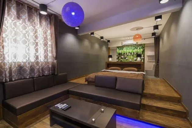 Penthouse 1