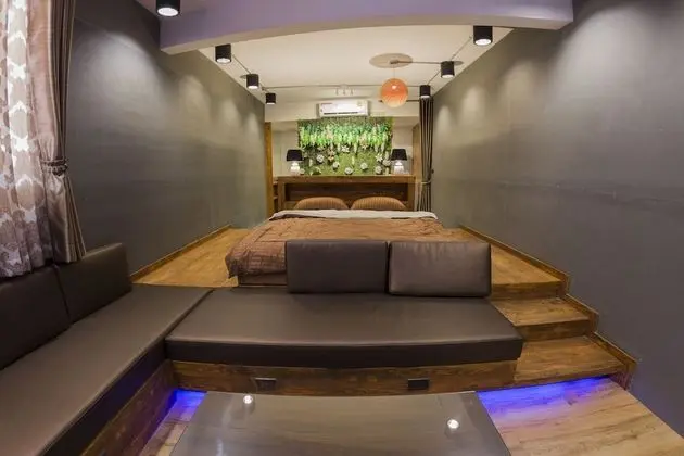 Penthouse 1
