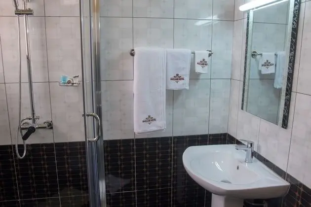Standard Tek Büyük Yataklı Oda