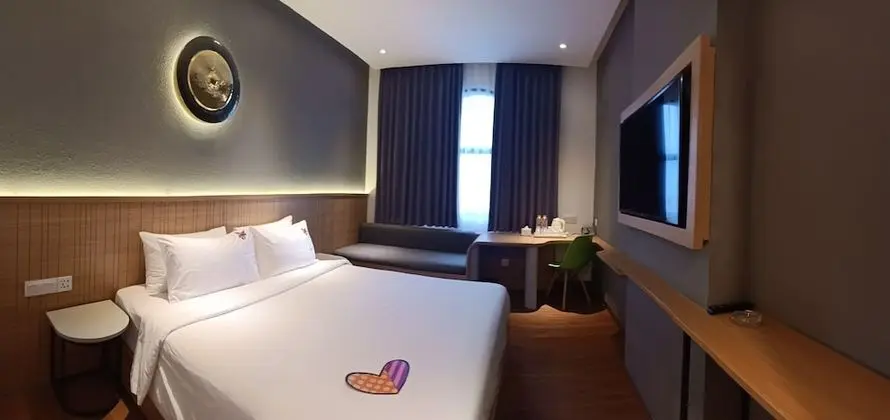 Deluxe Tek Büyük Yataklı Oda