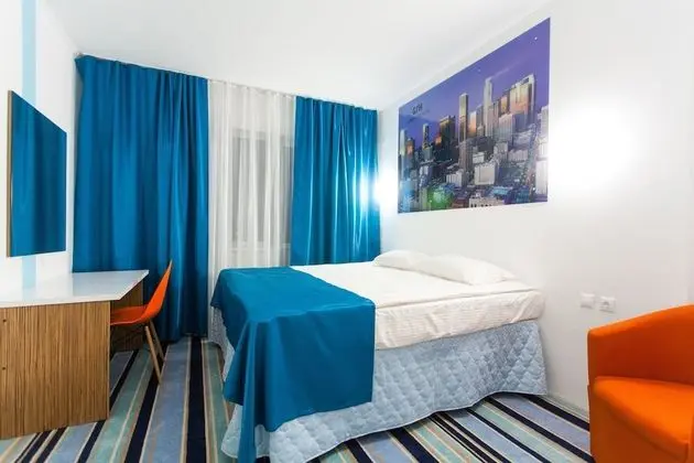 Comfort Tek Büyük Yataklı Oda