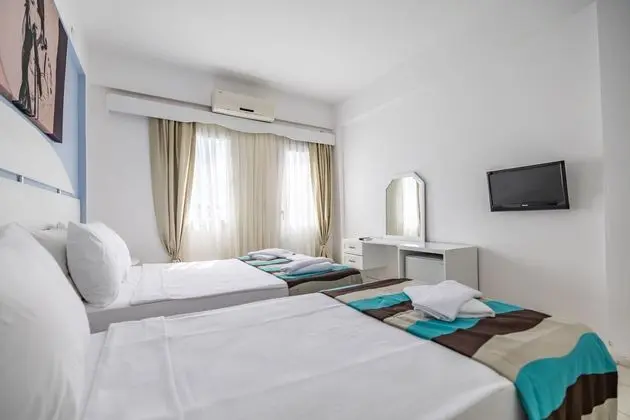 Basic Üç Kişilik Oda, Balkon
