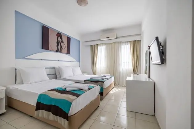 Basic Üç Kişilik Oda, Balkon