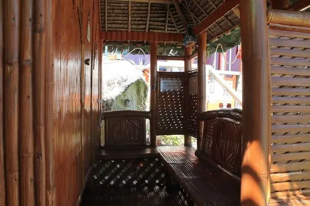 Ev (Bamboo)