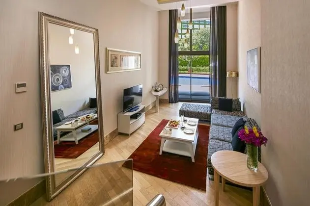 Laguna Dublex Suite, Havuz Manzaralı