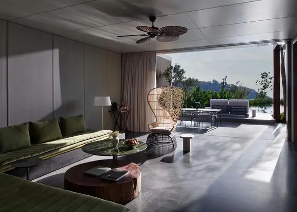 https://images.etstur.com/files/images/hotelImages/TR/219922/l/Maxx-Royal-Bodrum-Oda-400850.jpg