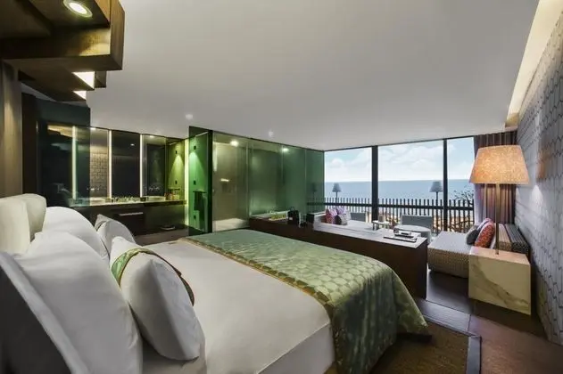Suite, Deniz Manzaralı