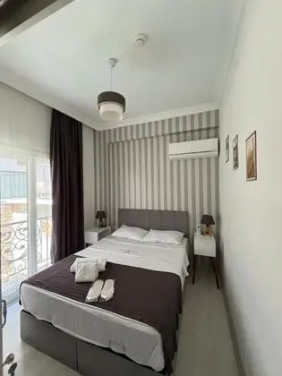 Senior Suit, Şehir Manzaralı, Fransız Balkonlu