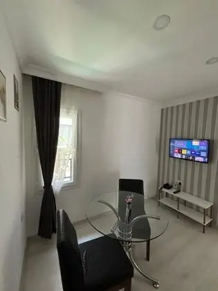 Senior Suit, Şehir Manzaralı, Fransız Balkonlu
