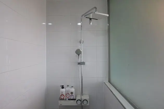 Süit, Nehir Manzaralı