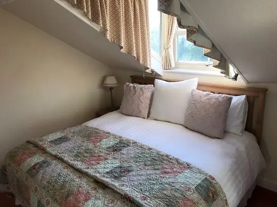 Comfort Tek Büyük veya İki Ayrı Yataklı Oda