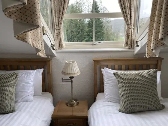 Comfort Tek Büyük veya İki Ayrı Yataklı Oda