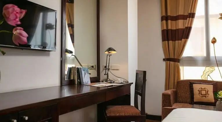 Deluxe Tek Büyük veya İki Ayrı Yataklı Oda, Şehir Manzaralı