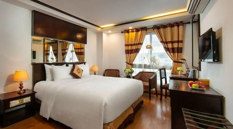 Deluxe Tek Büyük Yataklı Oda, Balkon