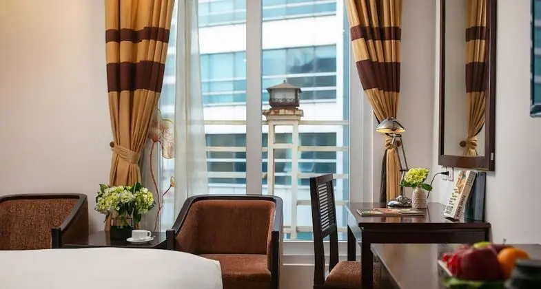 Deluxe Tek Büyük Yataklı Oda, Balkon
