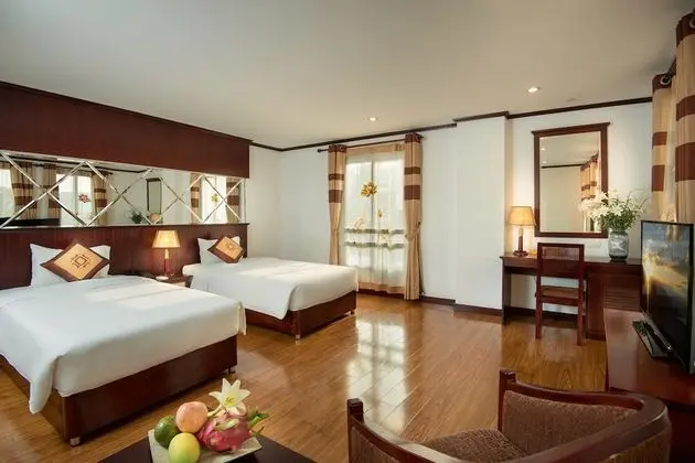 Executive Üç Kişilik Oda, Şehir Manzaralı