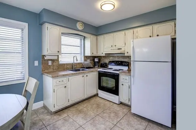One Bedroom King Suite