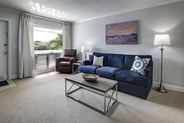 One Bedroom King Suite