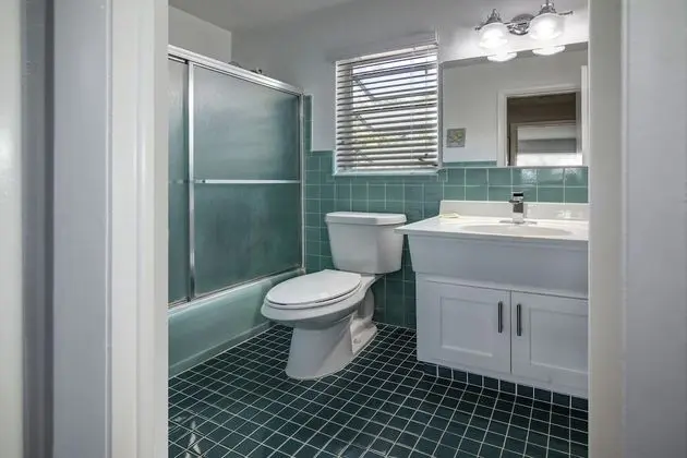 One Bedroom King Suite