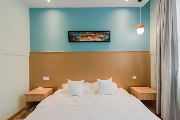 Standard Tek Büyük Yataklı Oda