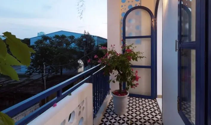 Stüdyo, Balkon