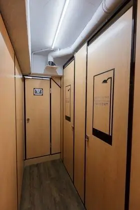 Basic Ortak Ranzalı Oda, Sadece kadınlar için