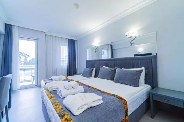 Balkonlu Standard Room