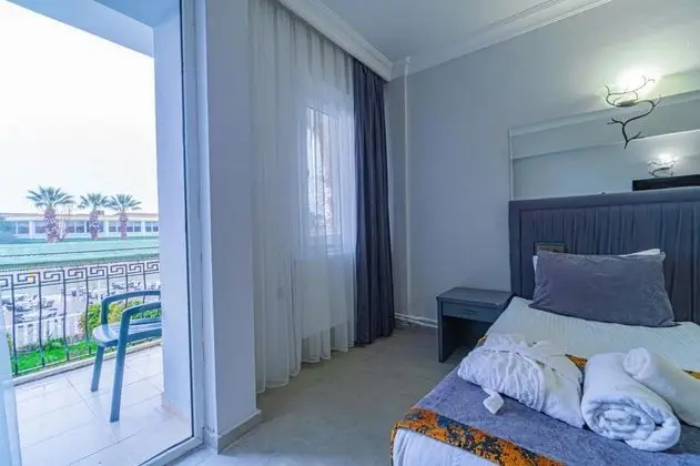 Balkonlu Standard Room