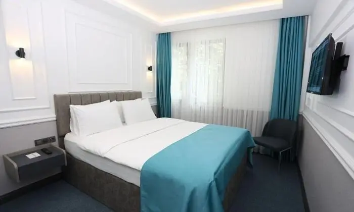 Deluxe Land View Room