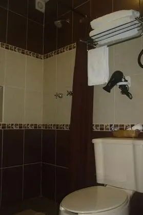 Comfort Dört Kişilik Oda, Havuz Manzaralı