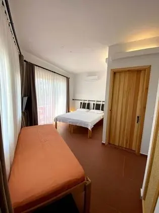 Triple, Deniz Manzaralı, Balkonlu