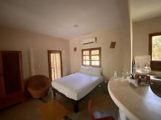 Apart Daire, 1 Büyük (Queen) Boy Yatak, Balkon, Havuz Manzaralı