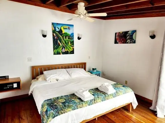 Standard Oda, 1 En Büyük (King) Boy Yatak, Balkon, Plaj Manzaralı