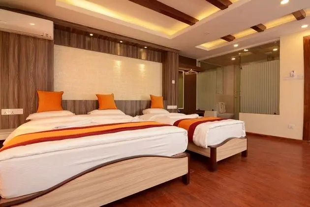 Family Üç Kişilik Oda