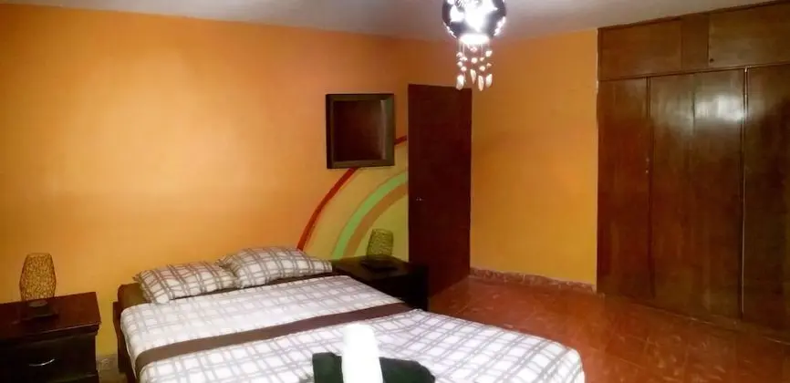 Standard Tek Büyük Yataklı Oda, 1 Çift Kişilik Yatak, Ortak Banyo (with AC )