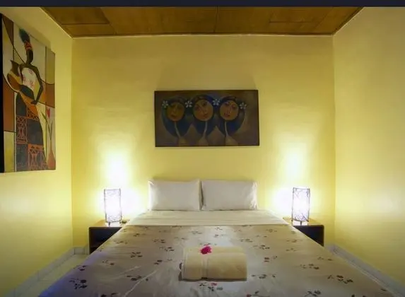 Comfort Bungalow with Queen Bed and Garden View