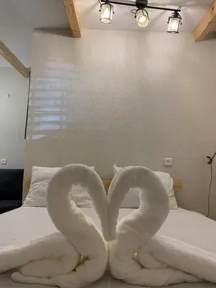 Romantic Oda, 1 Büyük (Queen) Boy Yatak, Zemin Kat