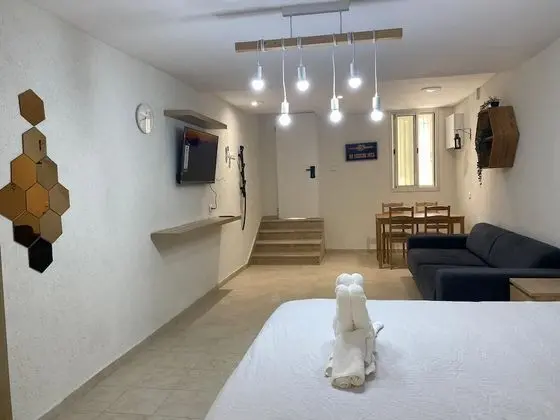 Superior Oda, Buzdolabı ve Mikrodalga, Zemin Kat