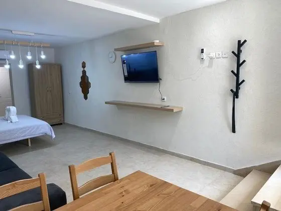 Superior Oda, Buzdolabı ve Mikrodalga, Zemin Kat