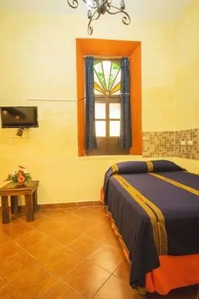 Traditional Üç Kişilik Oda