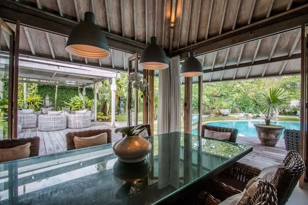 Superior Villa