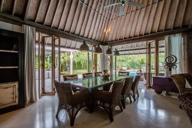 Superior Villa