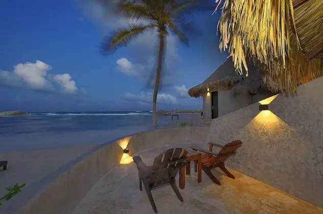 Oceanfront Two Double Beds Minipool
