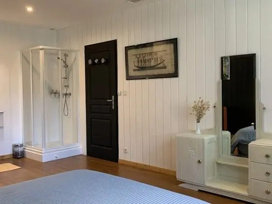 Tek Büyük Yataklı Oda, Bahçe Manzaralı