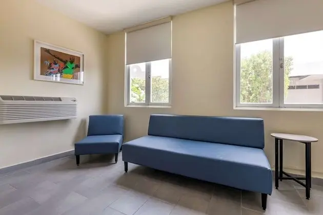 Standard Oda, 1 En Büyük (King) Boy Yatak, Buzdolabı ve Mikrodalga, Şehir Manzaralı