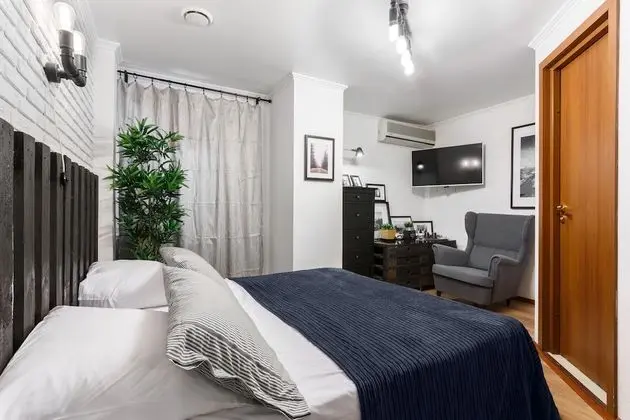 Comfort Tek Büyük Yataklı Oda