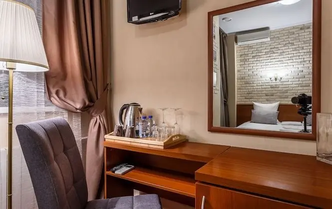 Comfort Tek Büyük Yataklı Oda