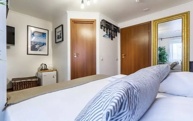 Comfort Tek Büyük Yataklı Oda