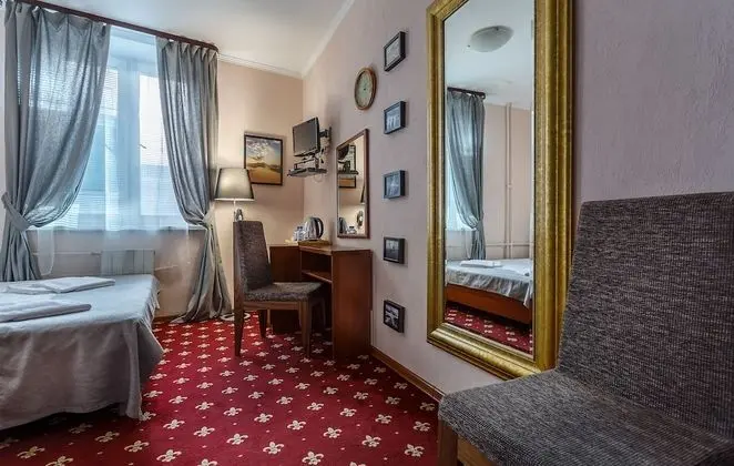 Comfort Tek Büyük Yataklı Oda
