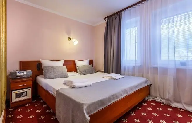 Comfort Tek Büyük Yataklı Oda
